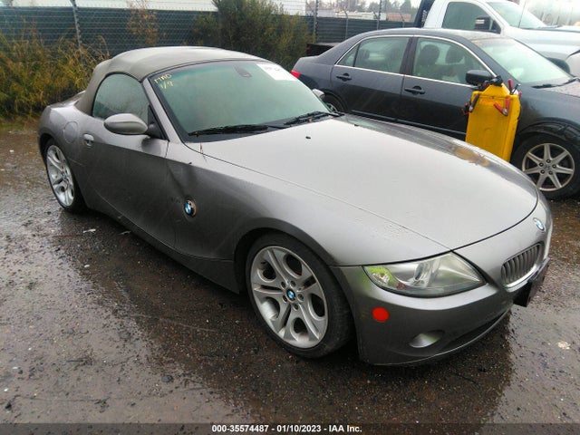 2005 BMW Z4 3.0I VIN: 4USBT53585LT28772