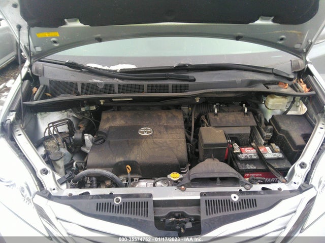 Toyota SIENNA LE 2016 5TDKK3DC4GS764529 Image 11