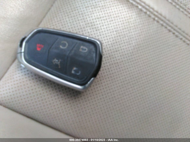 2015 Cadillac SRX, VIN: 3GYFNEE32FS548928