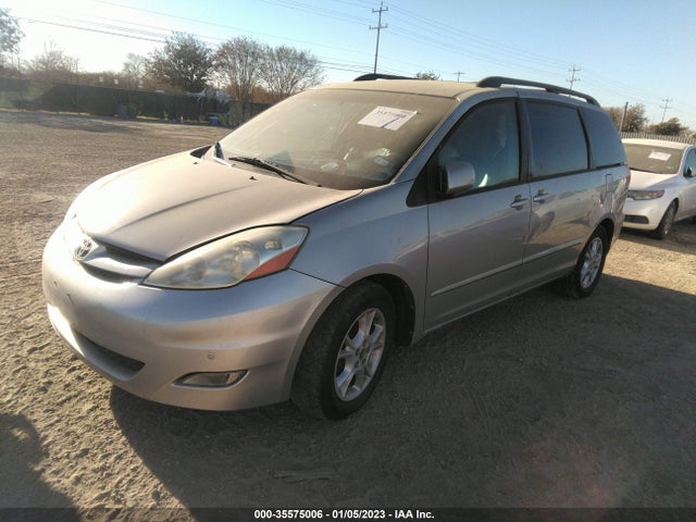 2010 TOYOTA SIENNA XLE VIN: 5TDYK4CC6AS318469