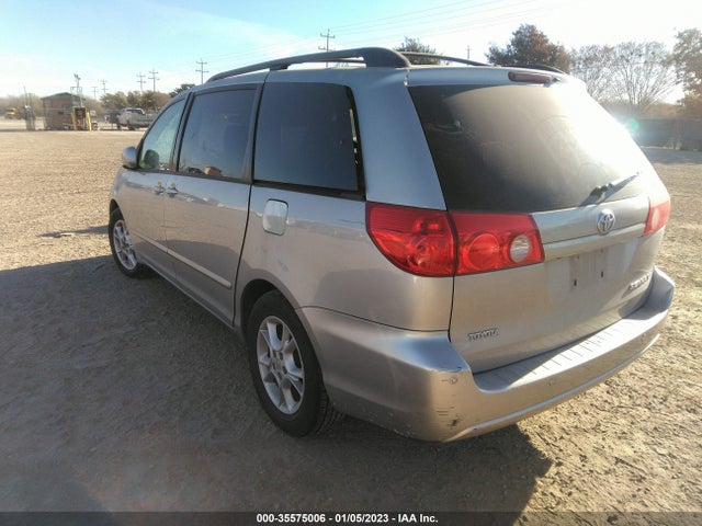 2010 TOYOTA SIENNA XLE VIN: 5TDYK4CC6AS318469