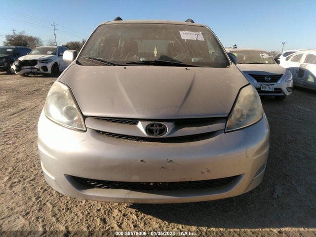 2010 TOYOTA SIENNA XLE VIN: 5TDYK4CC6AS318469