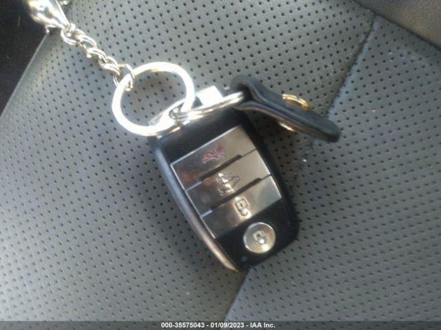 KNAFZ4A8XF5283236 KIA FORTE EX