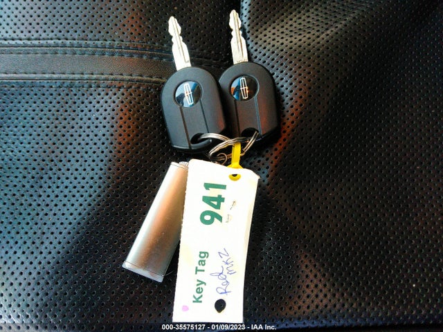 Lincoln MKZ 2010 3LNHL2JC9AR641059 Image 3