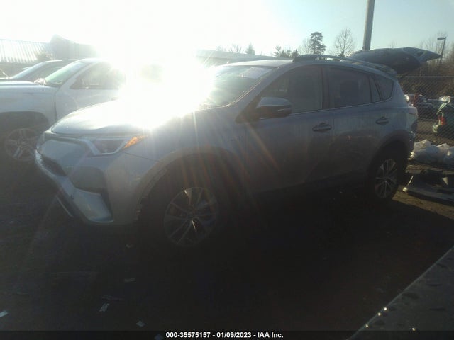 2018 Toyota RAV4, VIN: JTMRJREVXJD194799