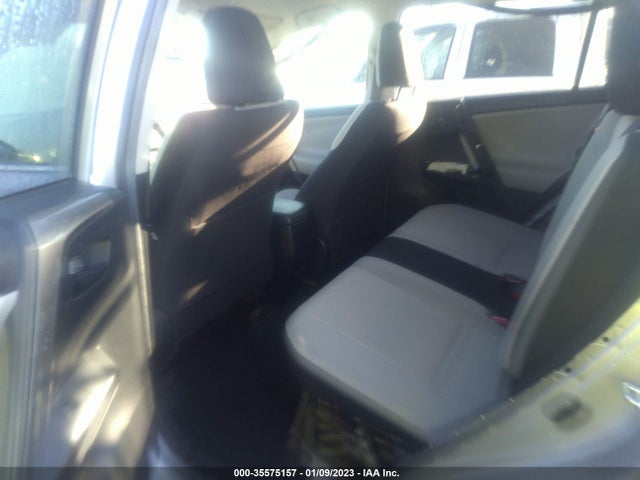 2018 Toyota RAV4, VIN: JTMRJREVXJD194799