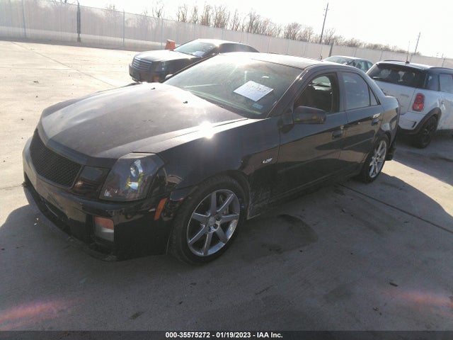 Cadillac CTS-V 2005 1G6DN56S050220516 Image 2