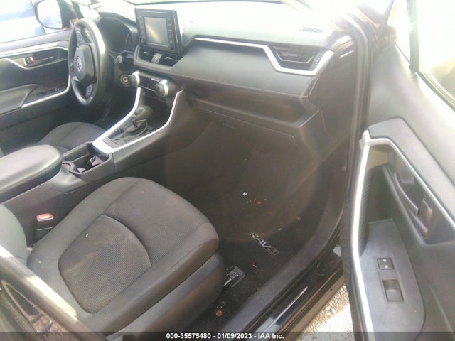 2019 TOYOTA RAV4 LE VIN: JTMH1RFV7KJ008021
