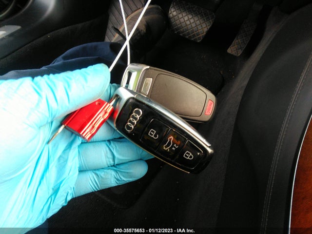 2019 Audi A8, VIN: WAU8DAF83KN016187