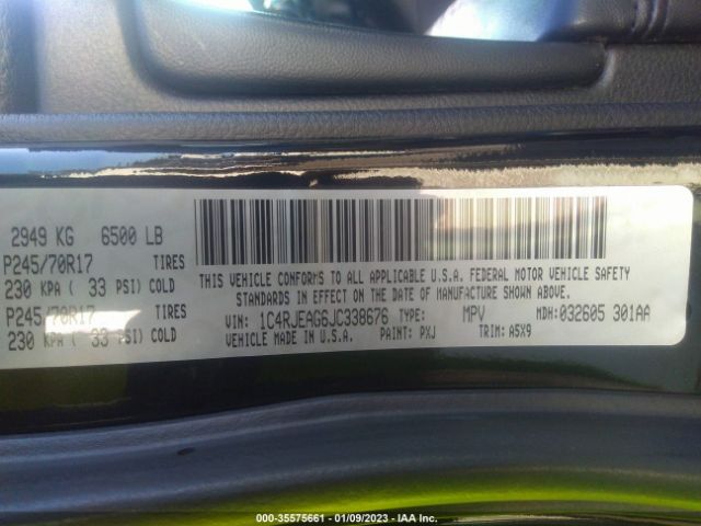 1C4RJEAG6JC338676 Jeep Grand Cherokee Laredo