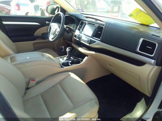 2016 Toyota Highlander, VIN: 5TDKKRFH6GS152179