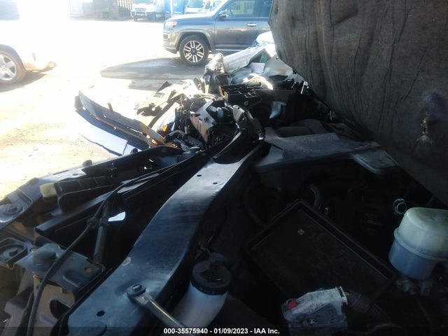 2017 CHEVROLET SILVERADO 1500 LT VIN: 3GCUKREC6HG408772