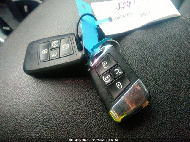 2021 Volkswagen Atlas, VIN: 1V2WR2CA8MC549643