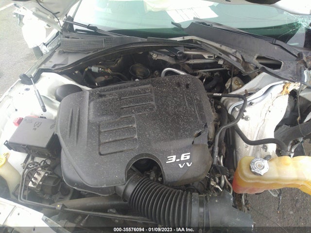 2C3CCAAG8EH381027 Chrysler 300