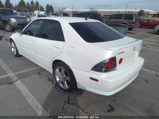 Lexus IS 300 2004 JTHBD192140081618 Image 4