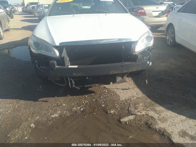 1C3BC7EG8BN615145 Chrysler 200 Limited