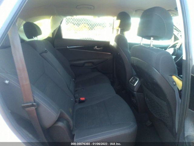 5XYPG4A5XHG222823 KIA Sorento Lx V6