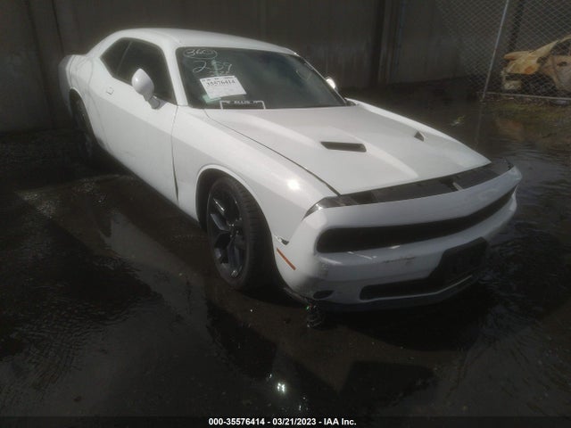 2C3CDZAG4KH680201 - Dodge Challenger Sxt 2019