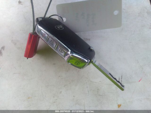 3KPF24AD9LE182385 KIA Forte Lxs