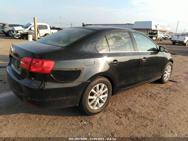 2014 VOLKSWAGEN JETTA SEDAN SE W/CONNECTIVITY/SUNROOF VIN: 3VWD07AJ6EM386507