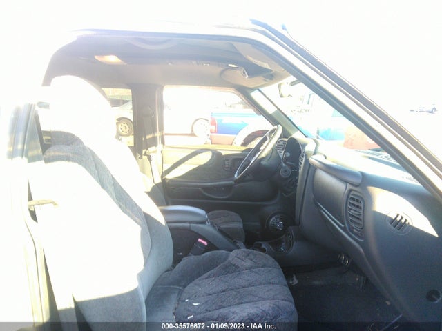 GMC Sonoma Sls 2002 1GTDT13W72K100845 Image 7