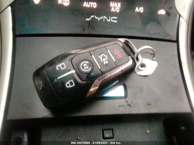 Lincoln MKZ 2016 3LN6L2G99GR617792 Image 3