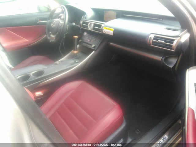 JTHBA1D27G5002556 Lexus IS 200T