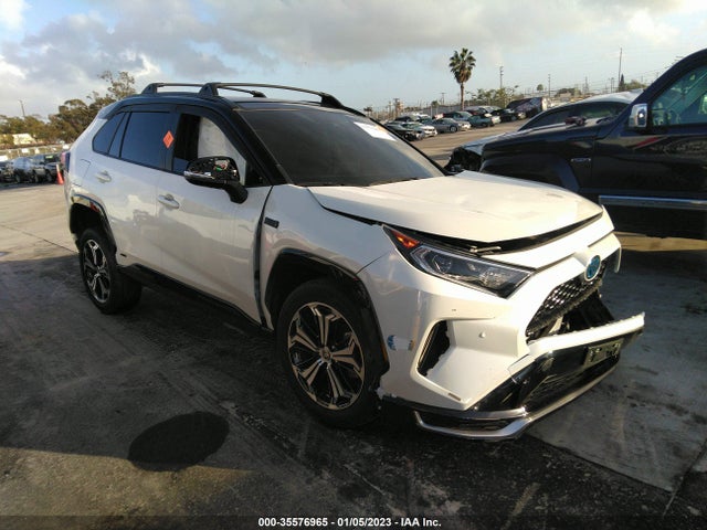 2021 Toyota RAV4, VIN: JTMFB3FV4MD041349