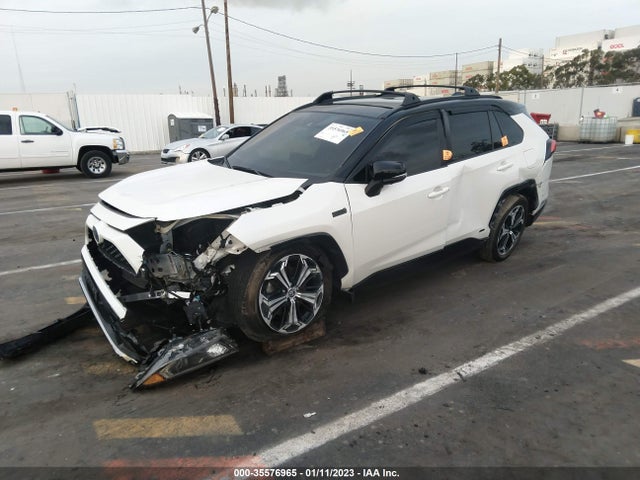 2021 Toyota RAV4, VIN: JTMFB3FV4MD041349