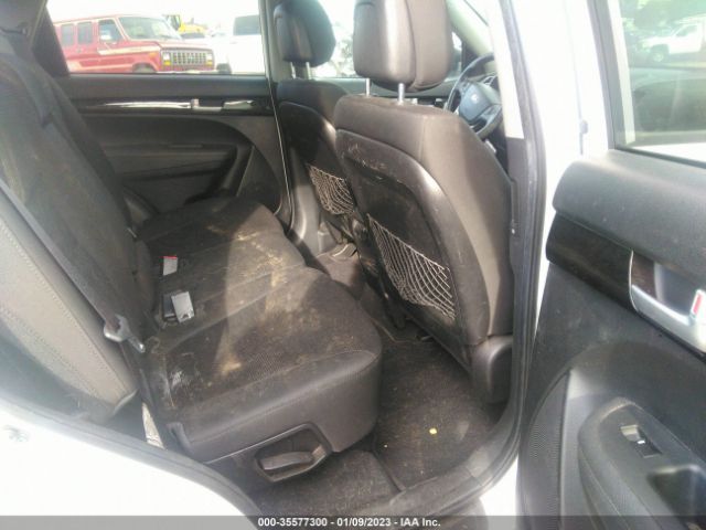 5XYKT3A65FG581048 KIA SORENTO LX