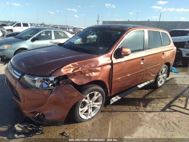 JA4AD3A38EZ018178 Mitsubishi Outlander Se