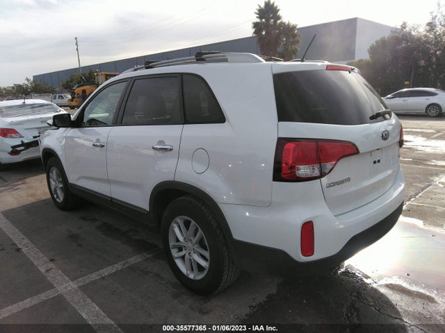 2014 KIA SORENTO LX VIN: 5XYKT4A74EG533568