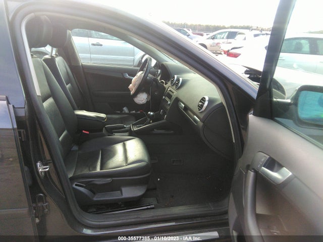Audi A3 2011 WAUBEAFM0BA025940 Image 5