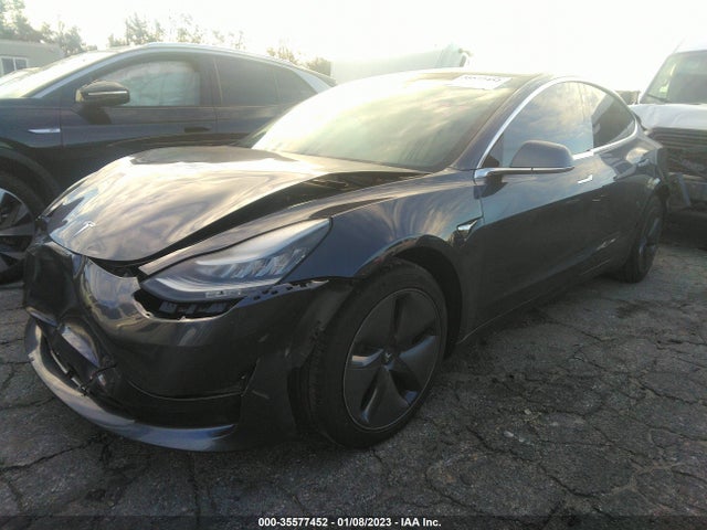 Tesla Model 3 Standard Range 2020 5YJ3E1EA6LF743483 Image 2