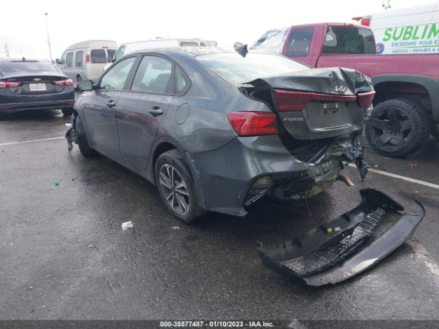 3KPF24AD6NE439456 KIA Forte Lxs
