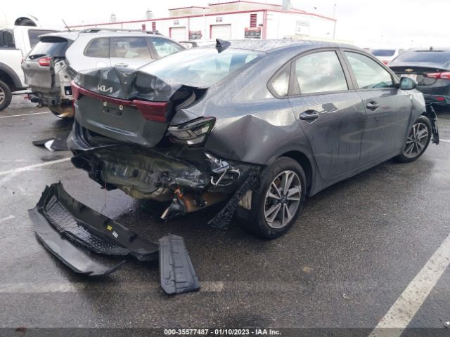 3KPF24AD6NE439456 KIA Forte Lxs