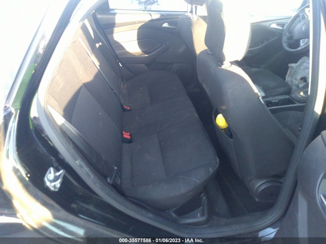 Ford FOCUS SE 2017 1FADP3F22HL204502 Image 9