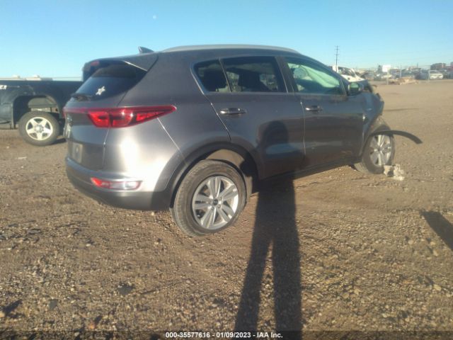 KNDPMCAC6H7264713 KIA Sportage Lx