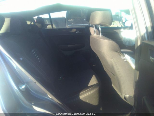 KNDPMCAC6H7264713 KIA Sportage Lx