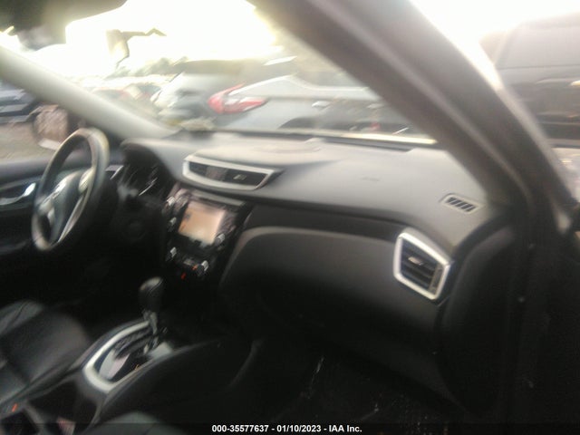 2015 Nissan Rogue, VIN: 5N1AT2MV2FC775805