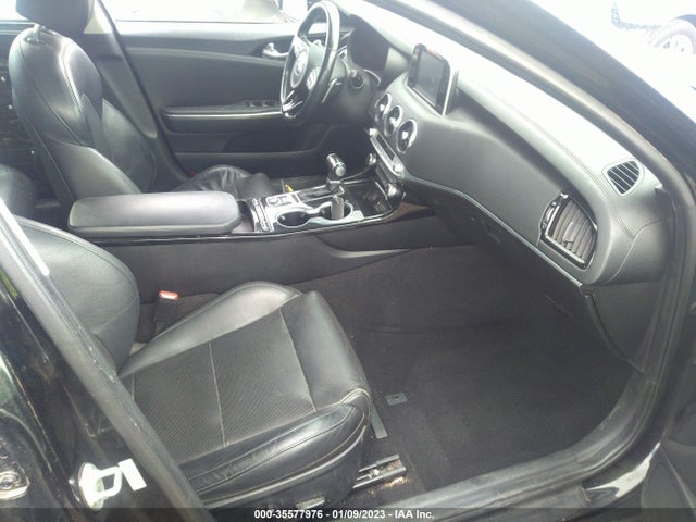 2018 Kia Stinger, VIN: KNAE15LA2J6034103
