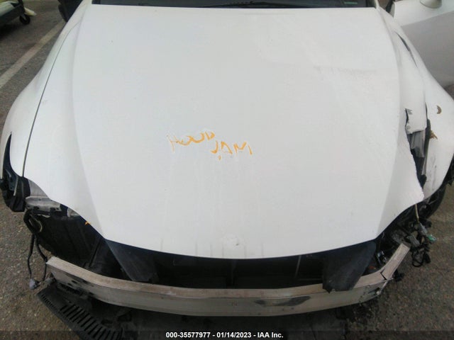 Lexus IS 200T 2016 JTHBA1D23G5031536 Image 12