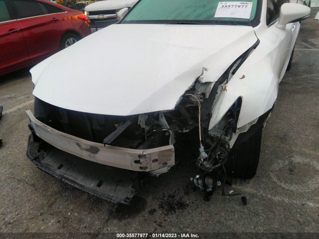 Lexus IS 200T 2016 JTHBA1D23G5031536 Image 8