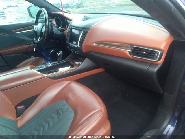 ZN661XULXHX214239 Maserati Levante
