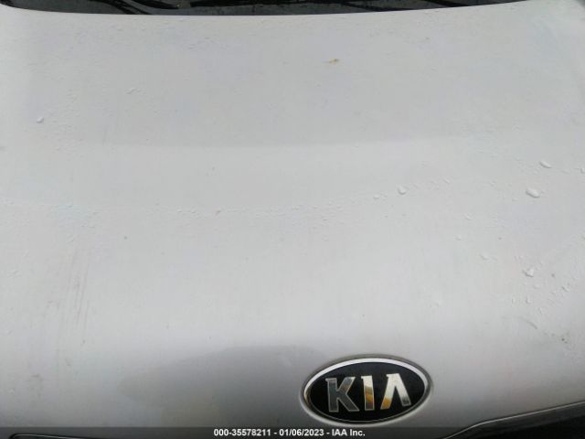 KNDJX3A5XF7798261 KIA Soul !