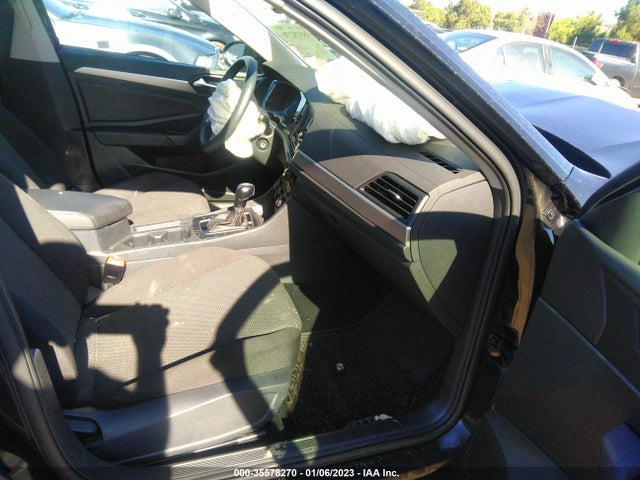 3VWC57BU0MM004895 Volkswagen Jetta S/se/r-line