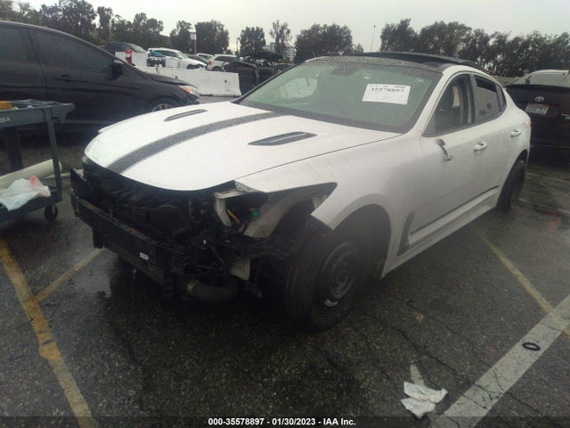 KIA Stinger 2018 KNAE25LA2J6037418 Image 2