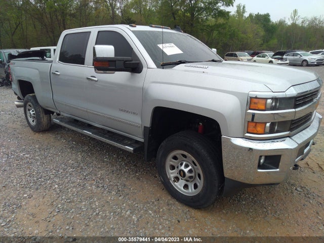 2015 1GC1KWE84FF654201 main image
