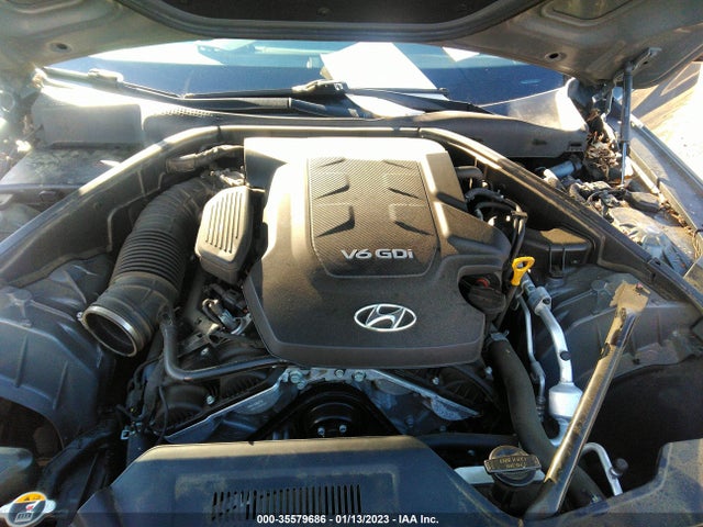 2016 Hyundai Genesis, VIN: KMHGN4JE8GU106096