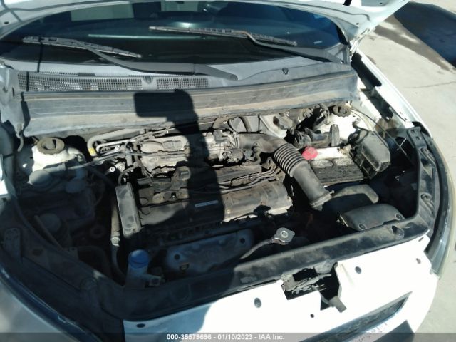 KNDJT2A22B7280442 KIA SOUL +